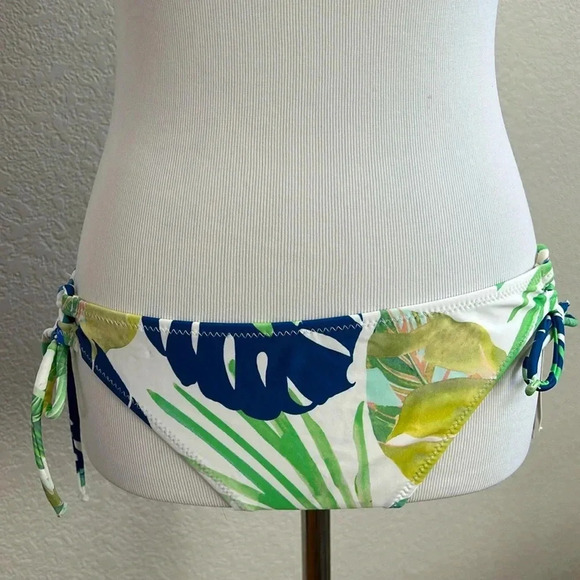 Raisins Sweet Side Tropical Bikini - Picture 3 of 8